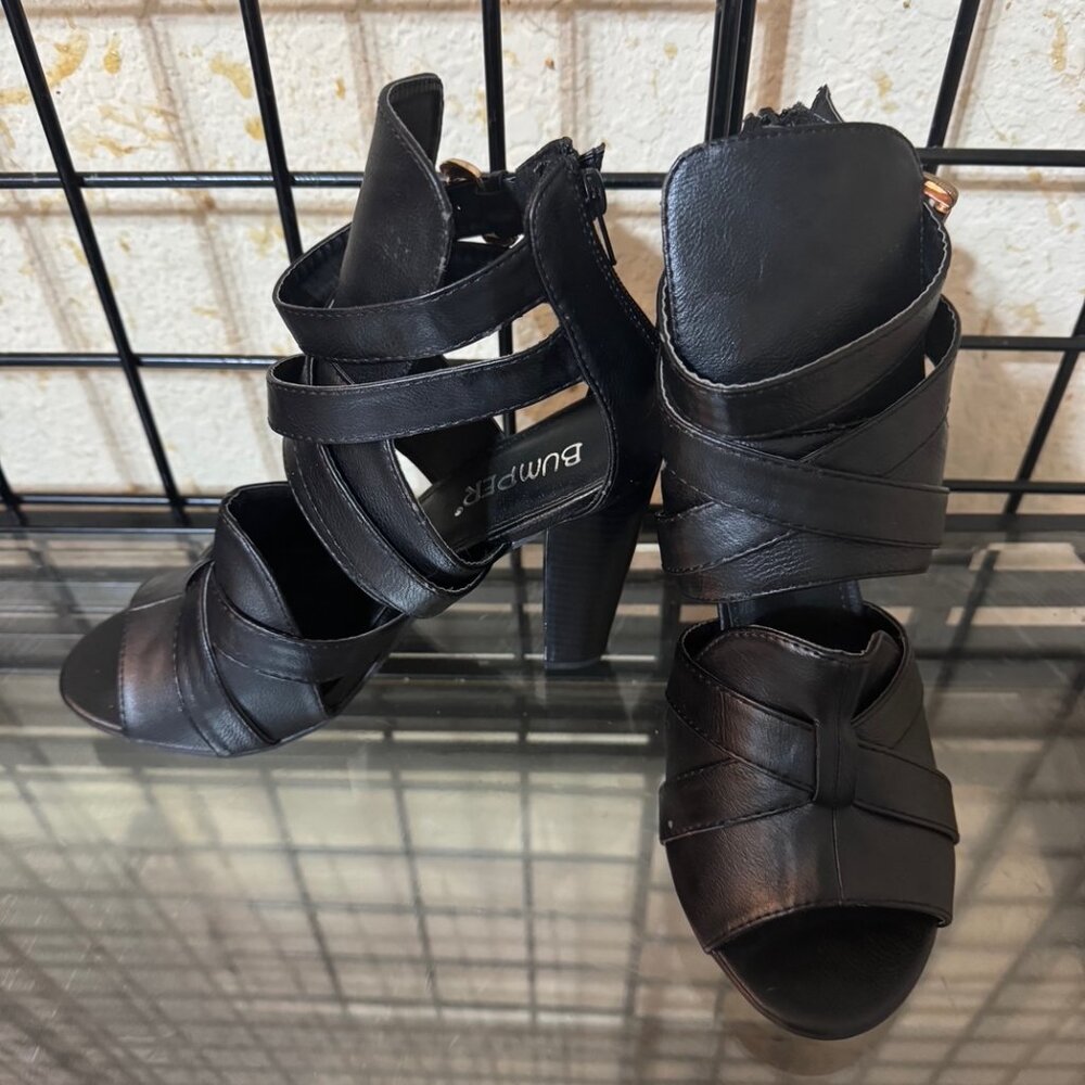 NEW NWOT Bumper Black Shoes zip back wrap around CUTE 4 in heel Sz: 6.5